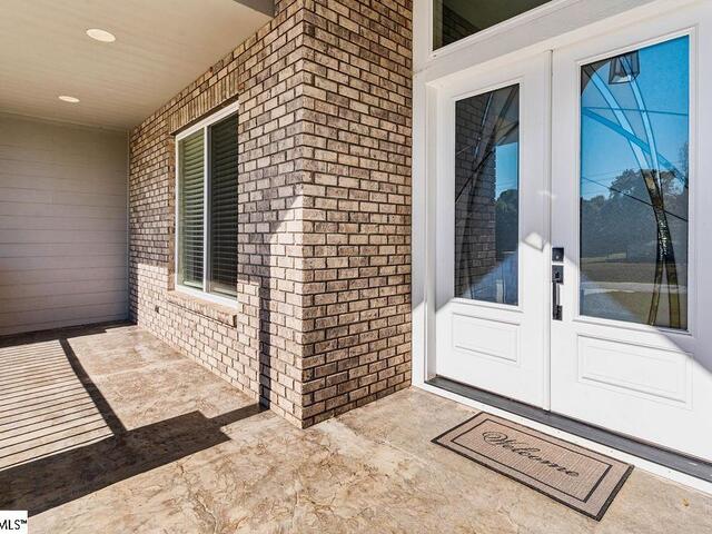 Photo of 338 Jordan Creek Road