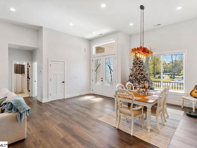 Photo of 338 Jordan Creek Road