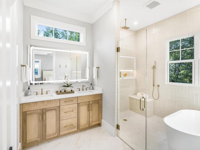 Photo of 204 Cammer Avenue