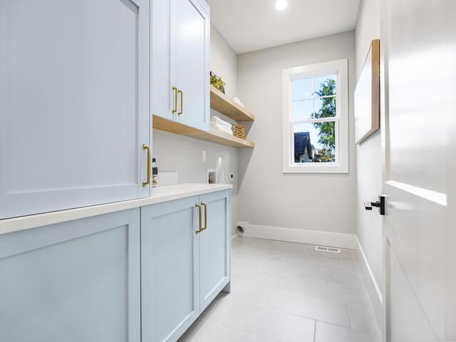 Photo of 204 Cammer Avenue