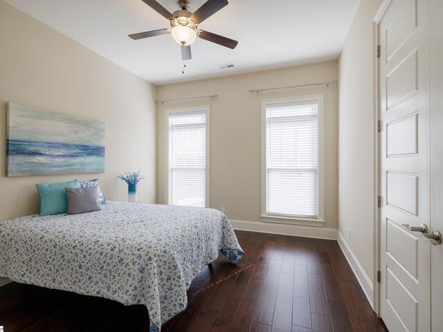 Photo of 606 W Winding Slope Drive