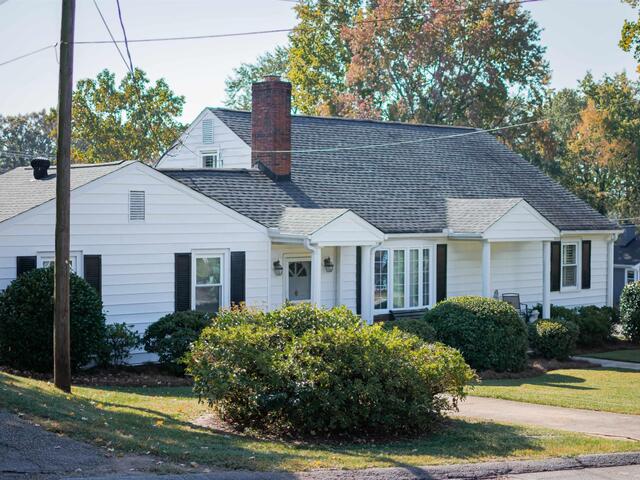 Photo of 400 Wedgewood Drive Photo of 400 Wedgewood Drive