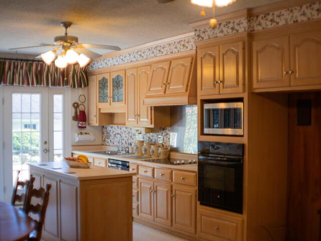 Photo of 400 Wedgewood Drive Photo of 400 Wedgewood Drive