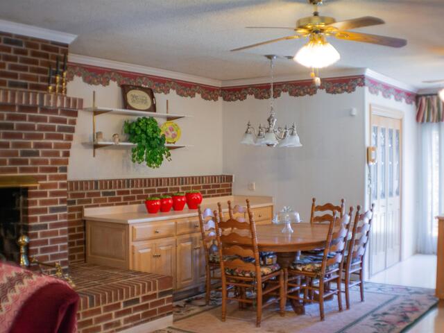 Photo of 400 Wedgewood Drive Photo of 400 Wedgewood Drive