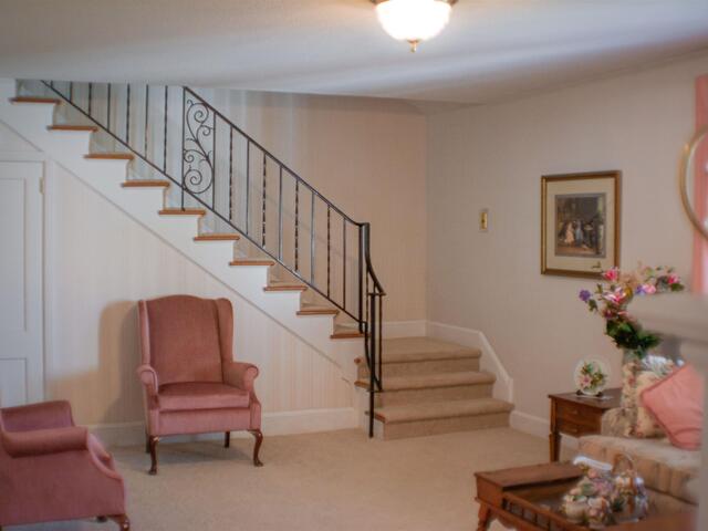 Photo of 400 Wedgewood Drive Photo of 400 Wedgewood Drive