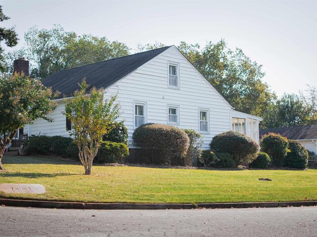 Photo of 400 Wedgewood Drive Photo of 400 Wedgewood Drive