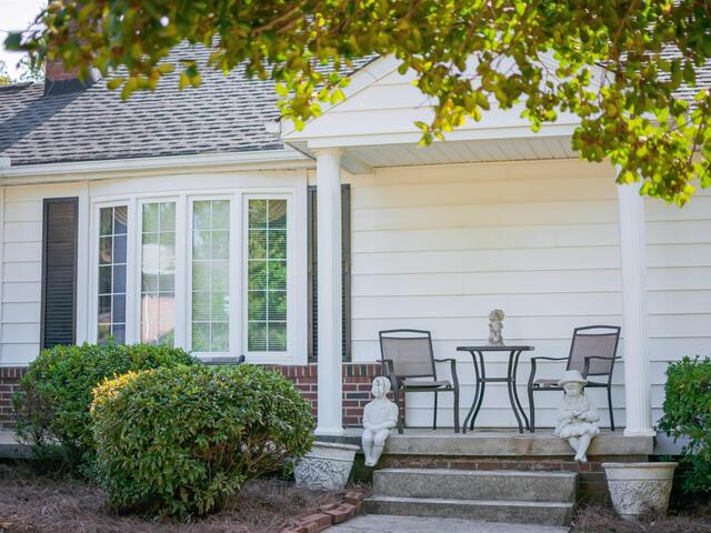 Photo of 400 Wedgewood Drive Photo of 400 Wedgewood Drive