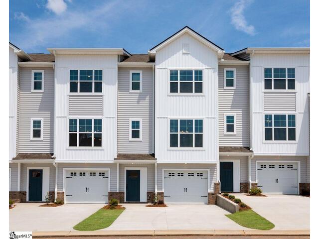 Photo of 224 Taylor Woods Court