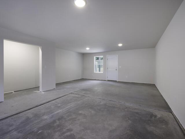 Photo of 224 Taylor Woods Court