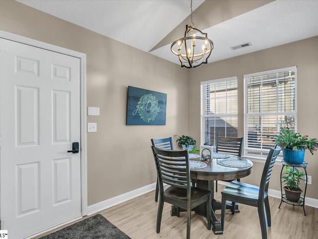 Photo of 17 Crossvine Way