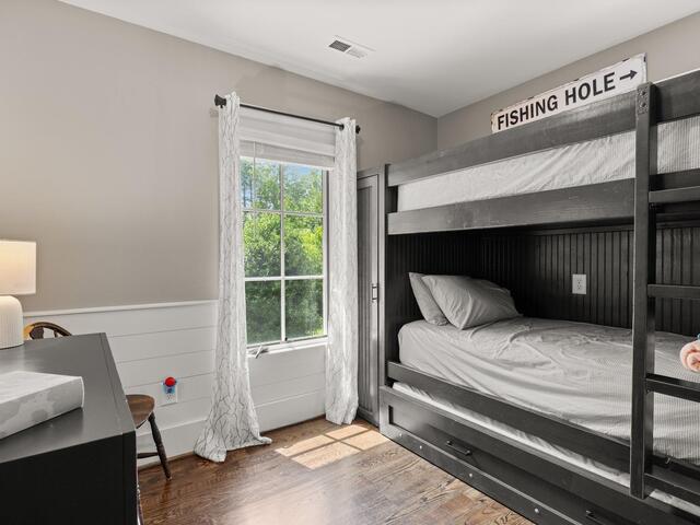 Photo of 382 Hideaway Cove Drive