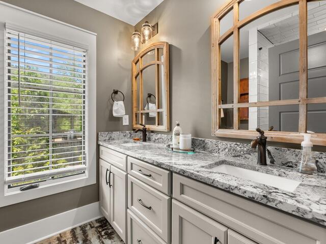 Photo of 382 Hideaway Cove Drive