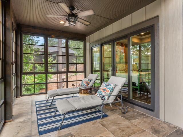 Photo of 382 Hideaway Cove Drive