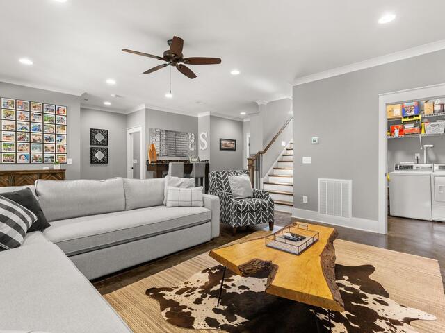 Photo of 382 Hideaway Cove Drive