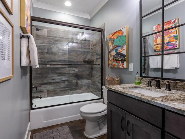 Photo of 382 Hideaway Cove Drive