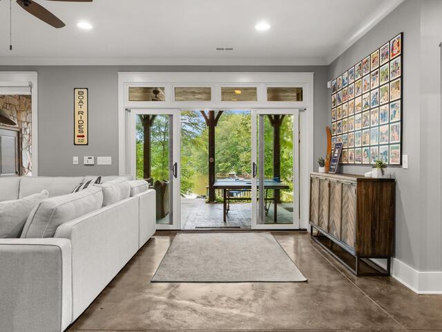 Photo of 382 Hideaway Cove Drive