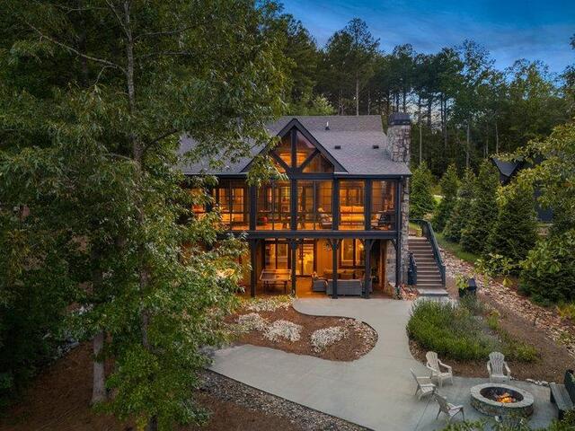 Photo of 382 Hideaway Cove Drive