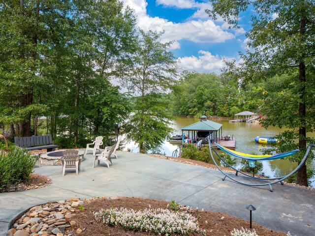 Photo of 382 Hideaway Cove Drive