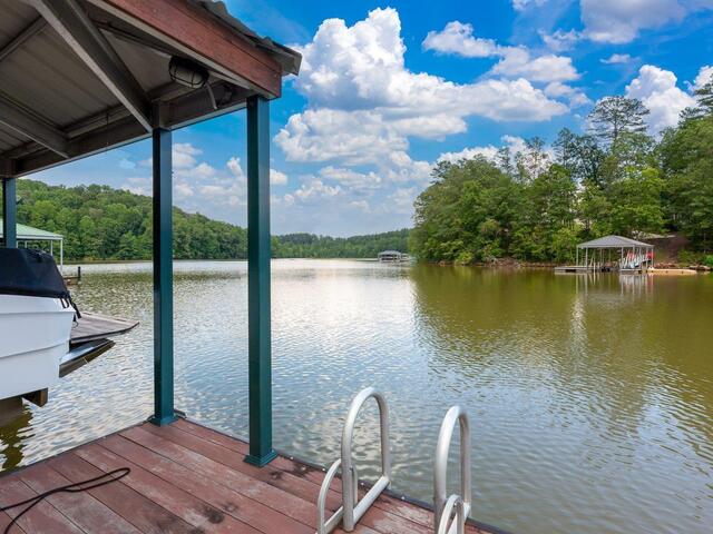 Photo of 382 Hideaway Cove Drive