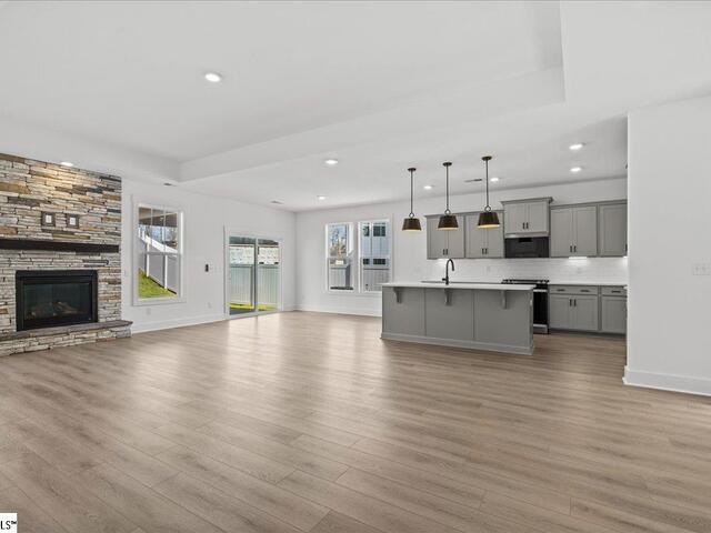 Photo of 549 Reynard Street