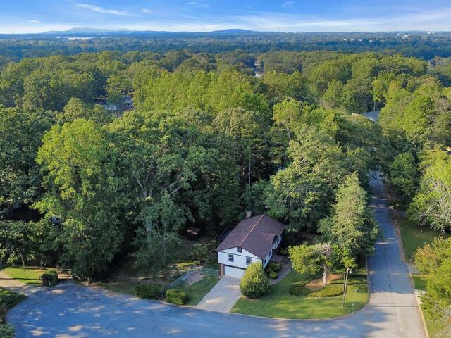 Photo of 115 Baldwin Circle