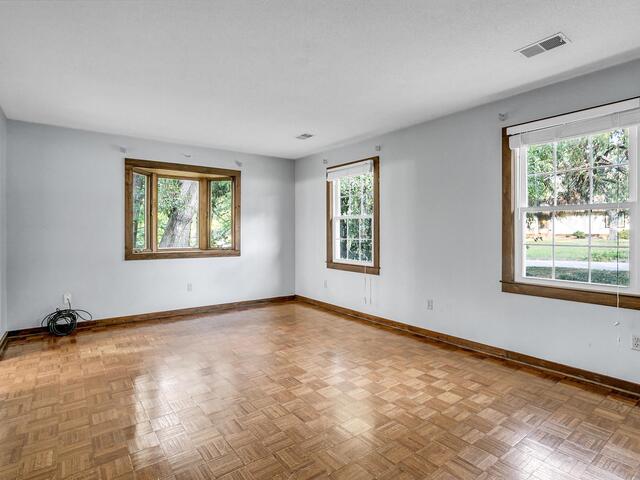 Photo of 115 Baldwin Circle