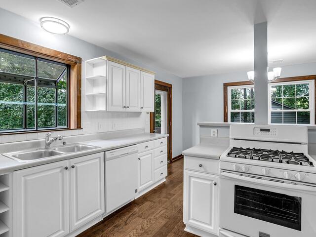 Photo of 115 Baldwin Circle