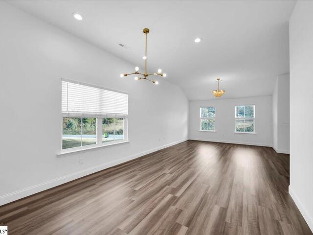 Photo of 744 S Bomar Avenue