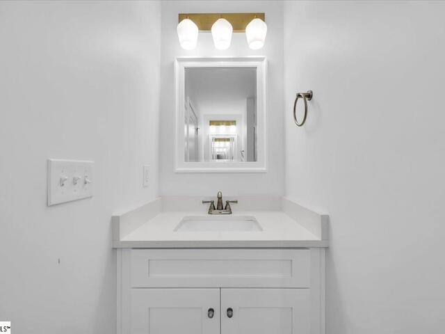 Photo of 744 S Bomar Avenue