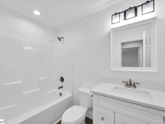 Photo of 744 S Bomar Avenue