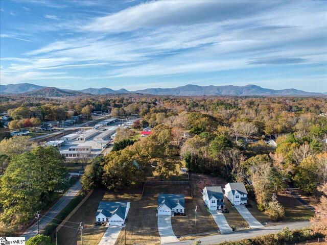 Photo of 744 S Bomar Avenue