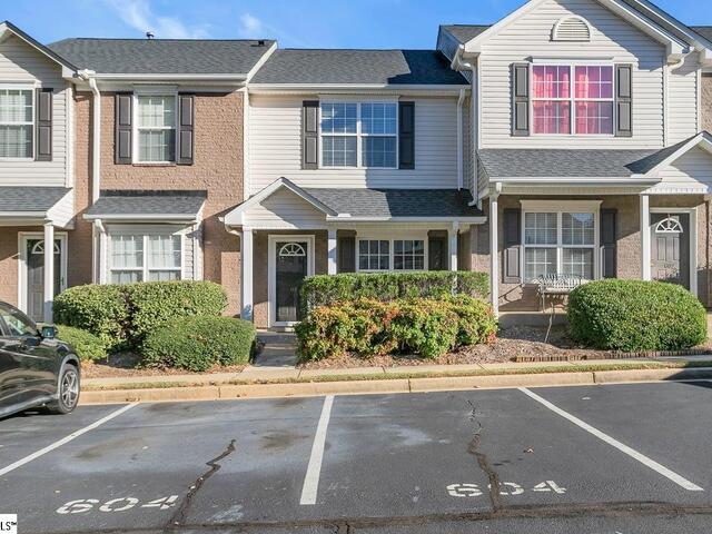 Photo of 604 Graythorn Lane