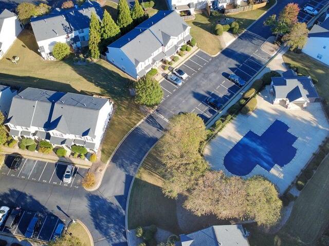 Photo of 604 Graythorn Lane