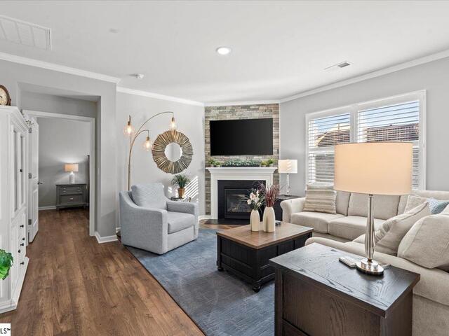 Photo of 454 Fenwick Drive