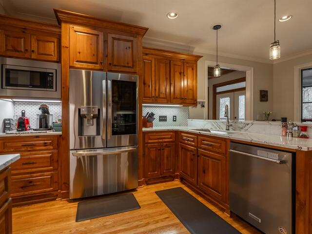 Photo of 8 Rustic Court