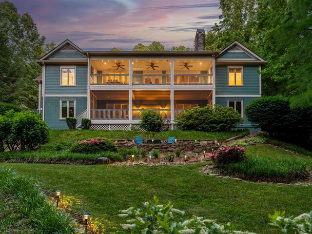 Photo of 8 Rustic Court