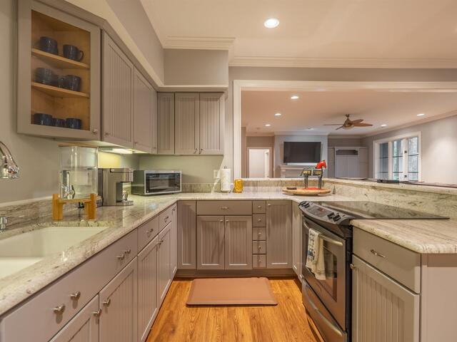 Photo of 8 Rustic Court