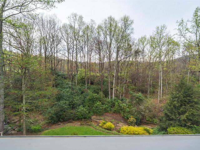 Photo of 8 Rustic Court