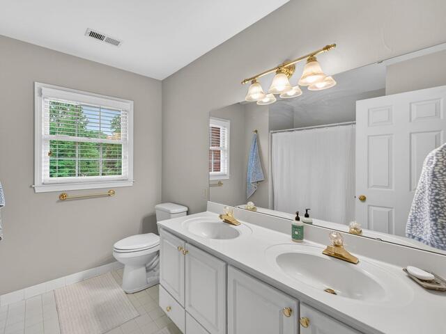 Photo of 102 Glenbriar Court