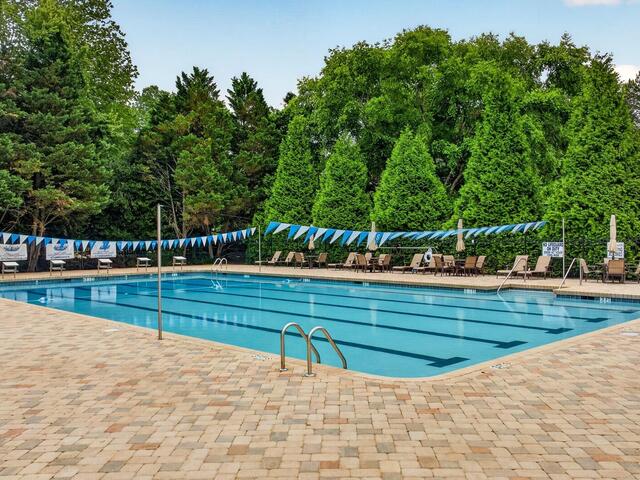 Photo of 102 Glenbriar Court