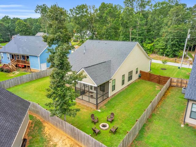 Photo of 203 Kennedy Lane