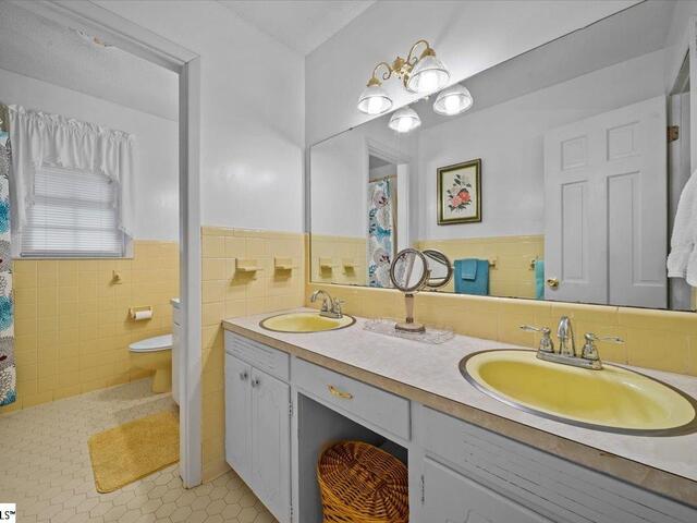 Photo of 107 Hidden Hill Road