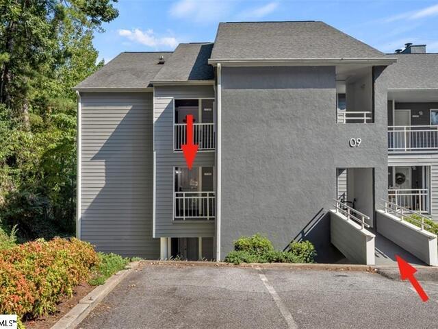 Photo of 905 Northlake Drive