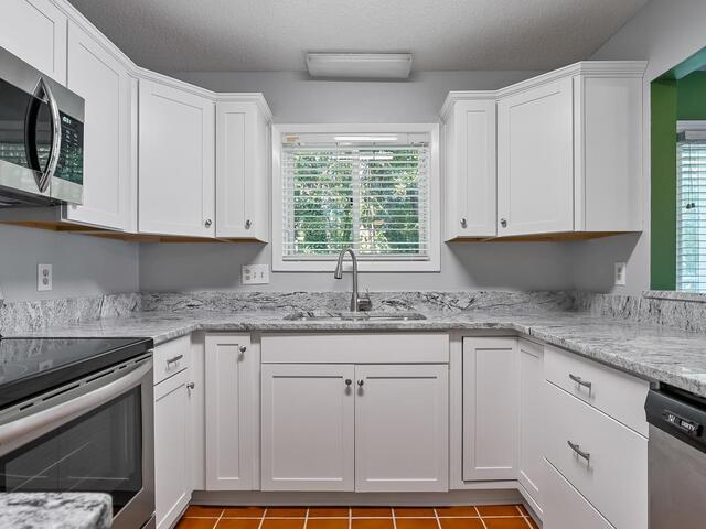 Photo of 905 Northlake Drive