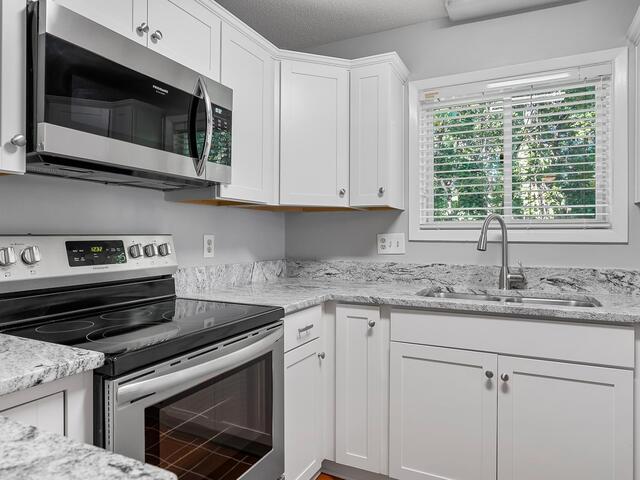 Photo of 905 Northlake Drive