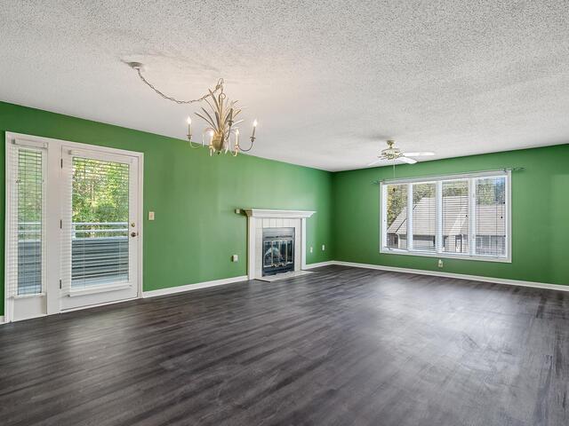 Photo of 905 Northlake Drive