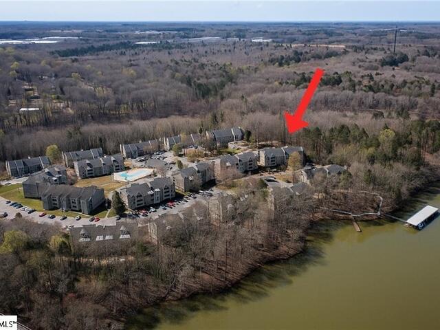 Photo of 905 Northlake Drive