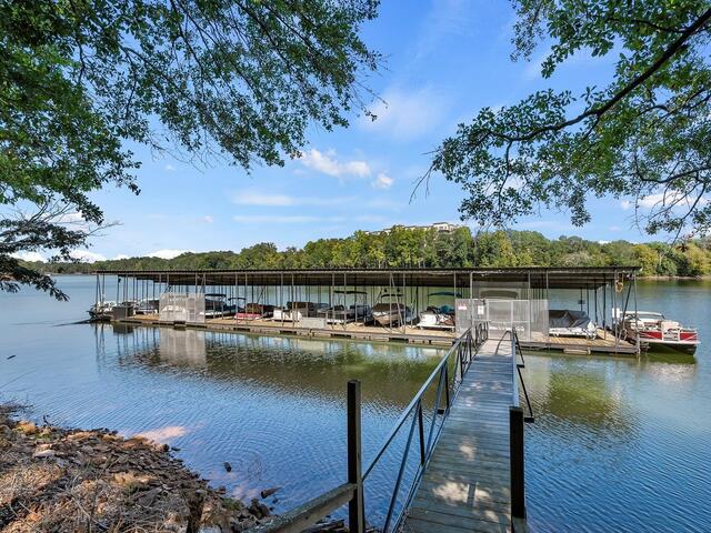 Photo of 905 Northlake Drive