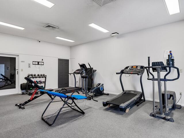 Photo of 905 Northlake Drive