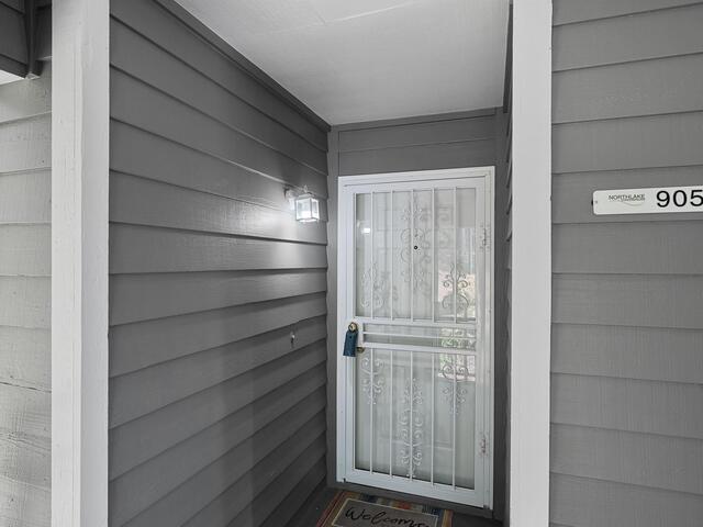 Photo of 905 Northlake Drive